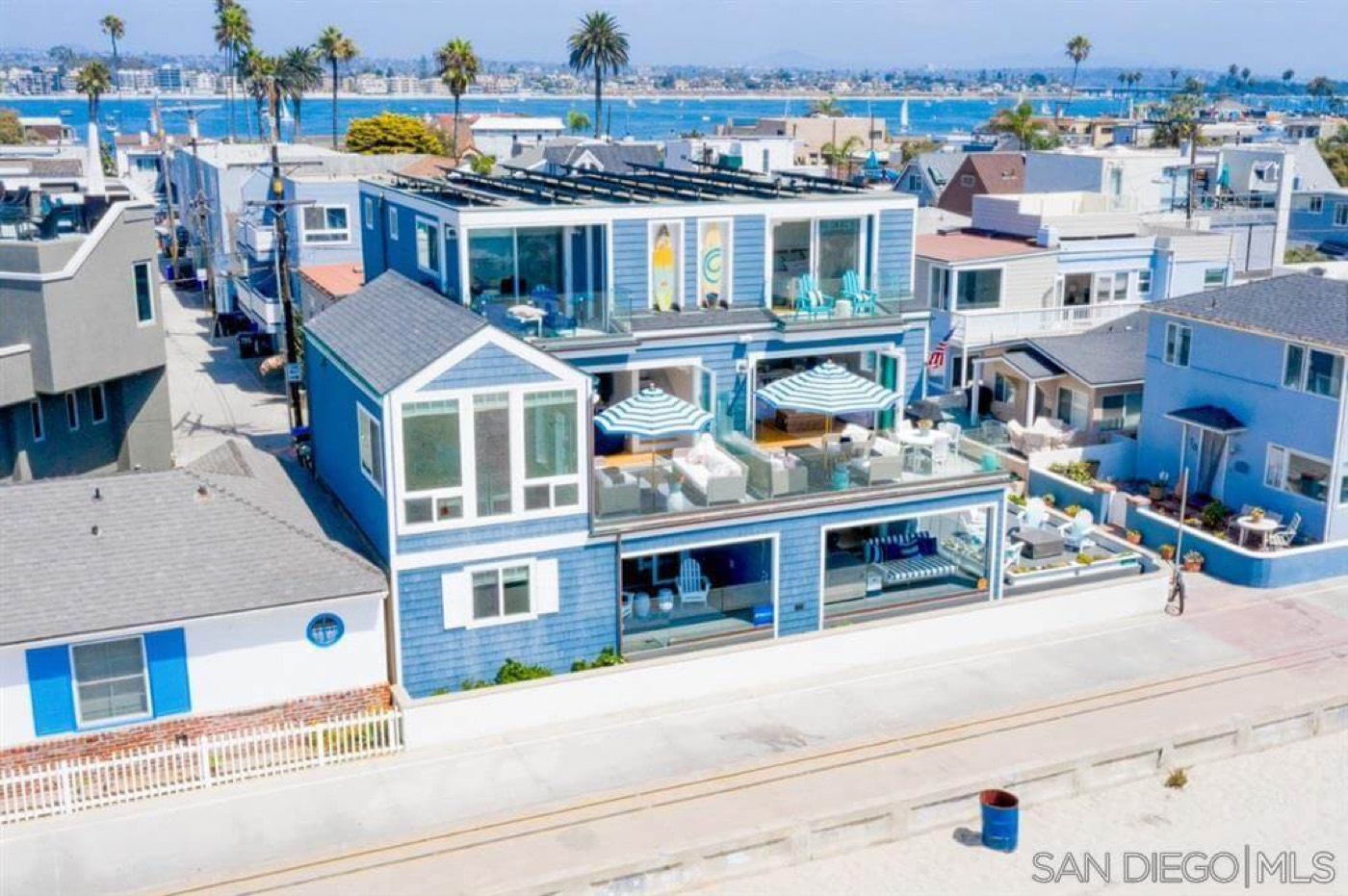 708 Whiting Ct San Diego, CA 92109